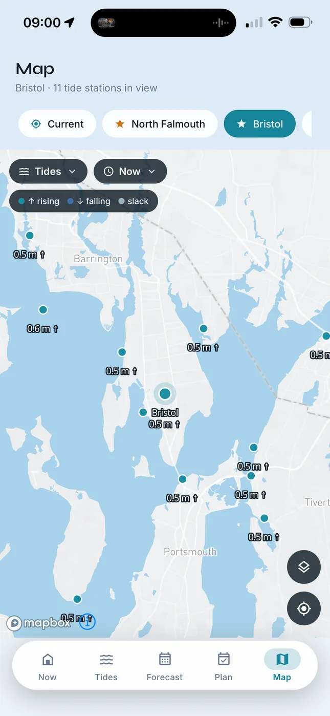 Map with tide stations around Bristol, each labeled with its height and whether it is rising or falling